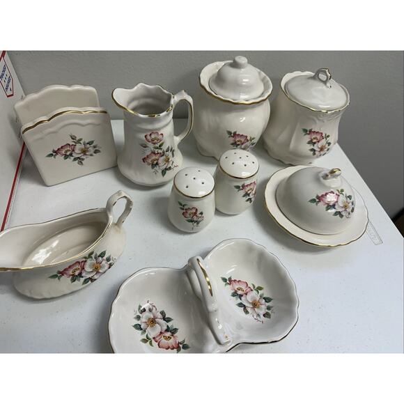 Vintage The House Of Webster Wild Briar Rose Ceramics Pottery - Picture 1 of 13